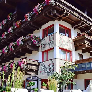 & Art Kristiana Hotel